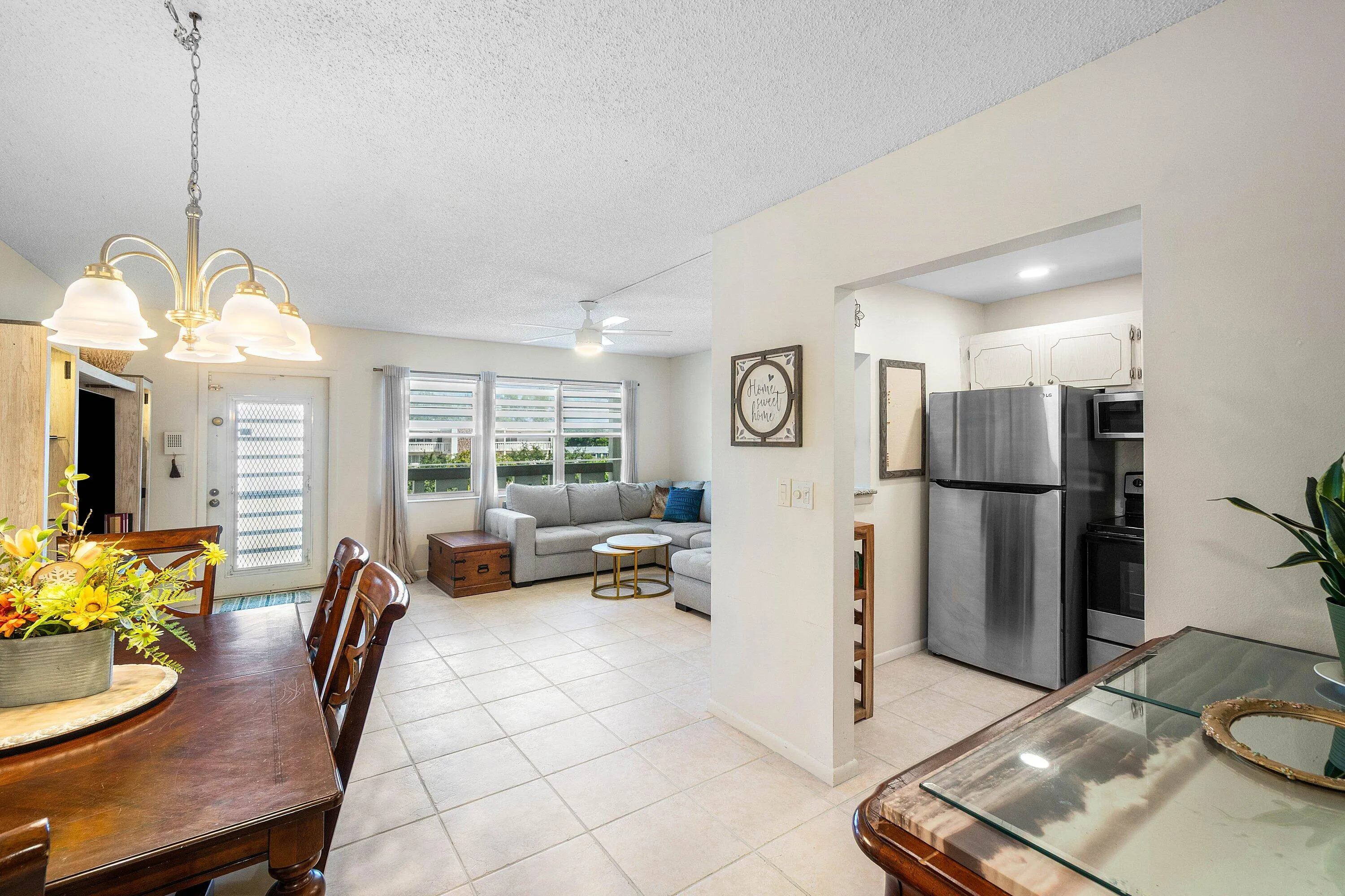 4015 Cambridge A