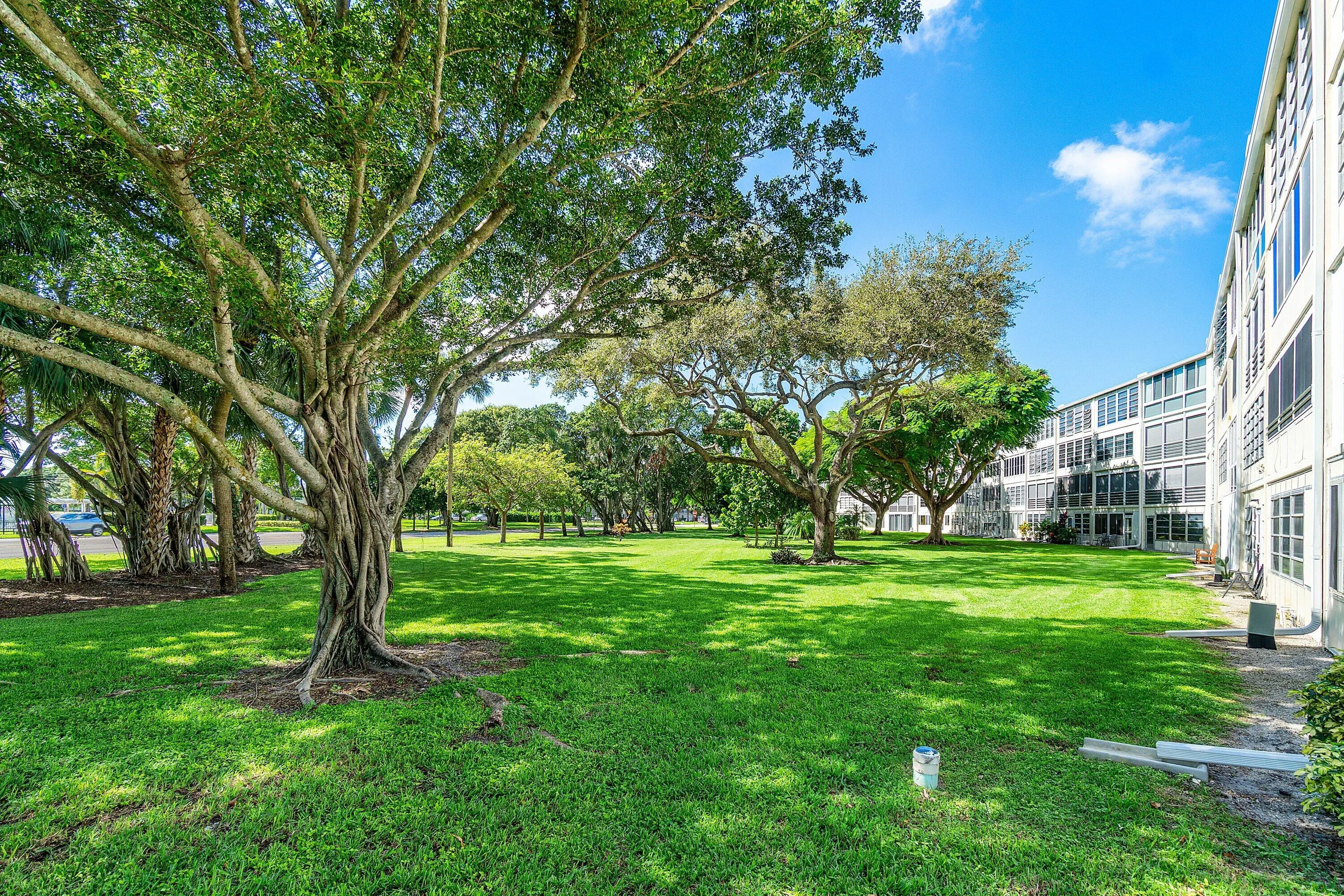 4015 Cambridge A
