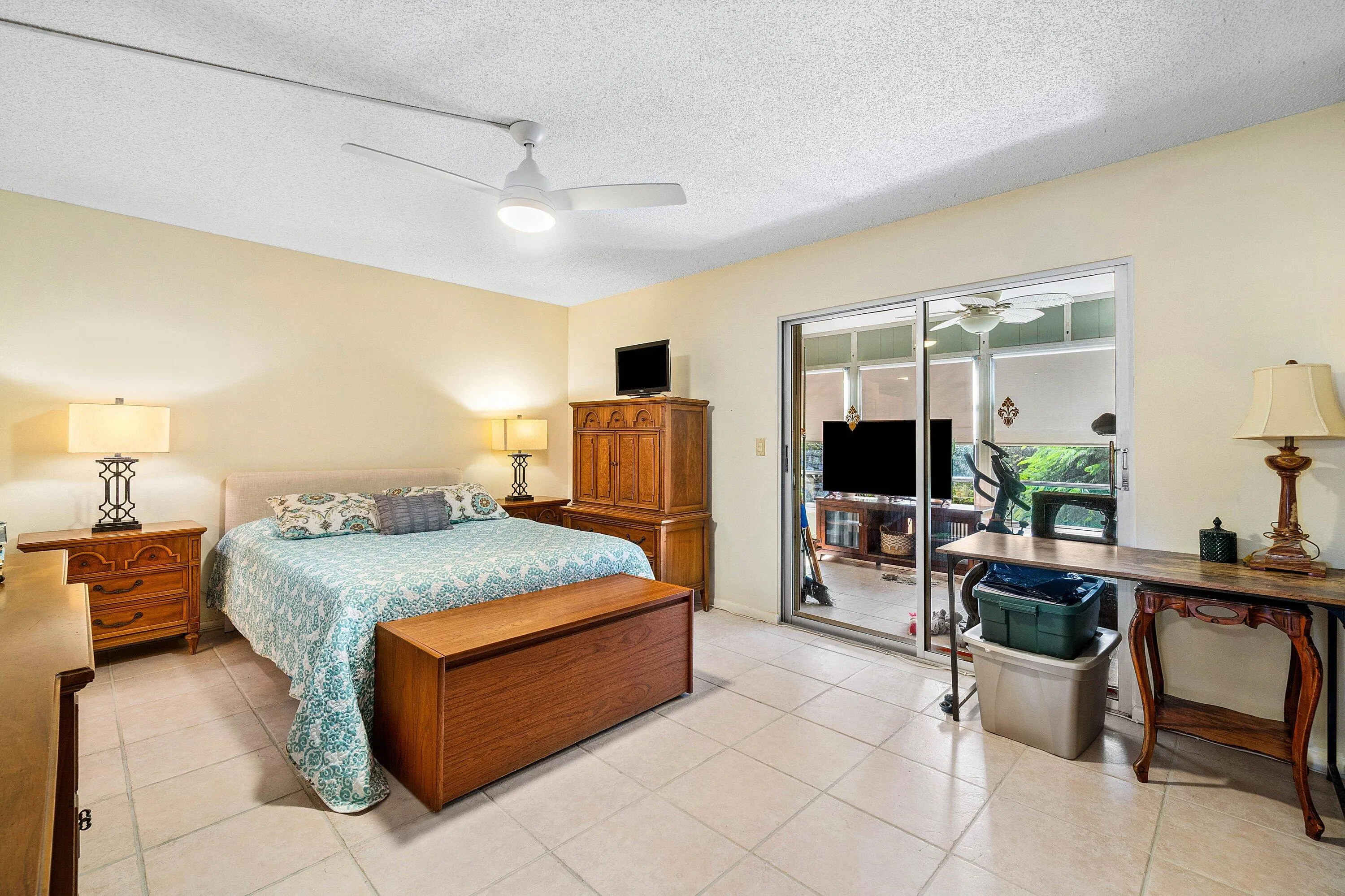 4015 Cambridge A