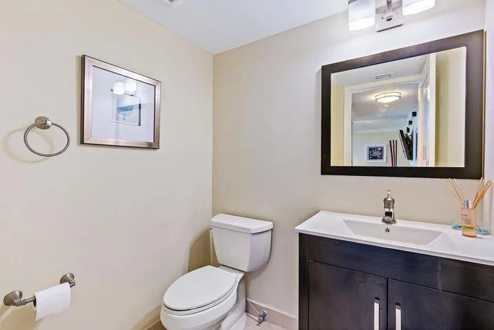 3560 S Ocean Boulevard, #200