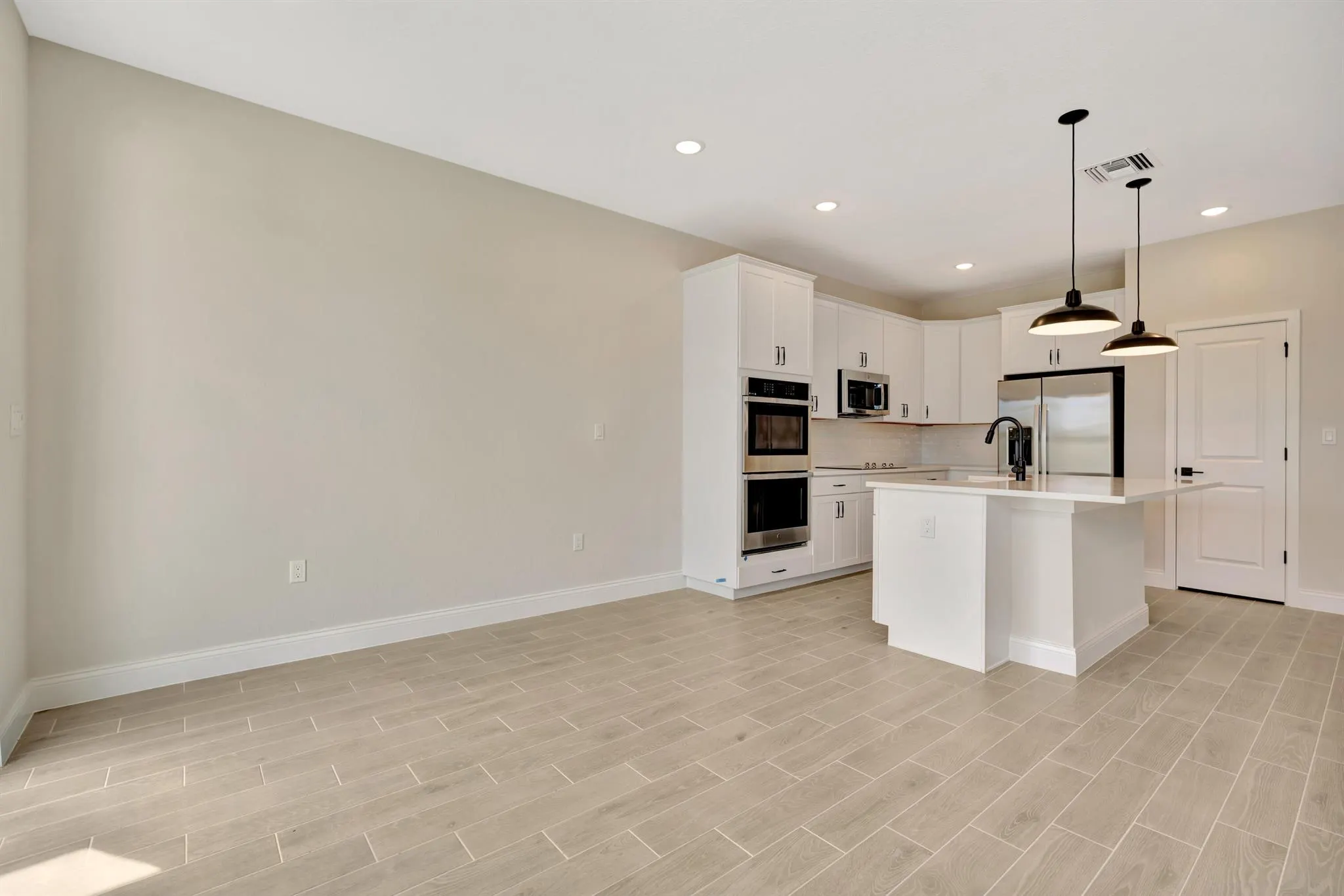 148 SE Birch Terrace