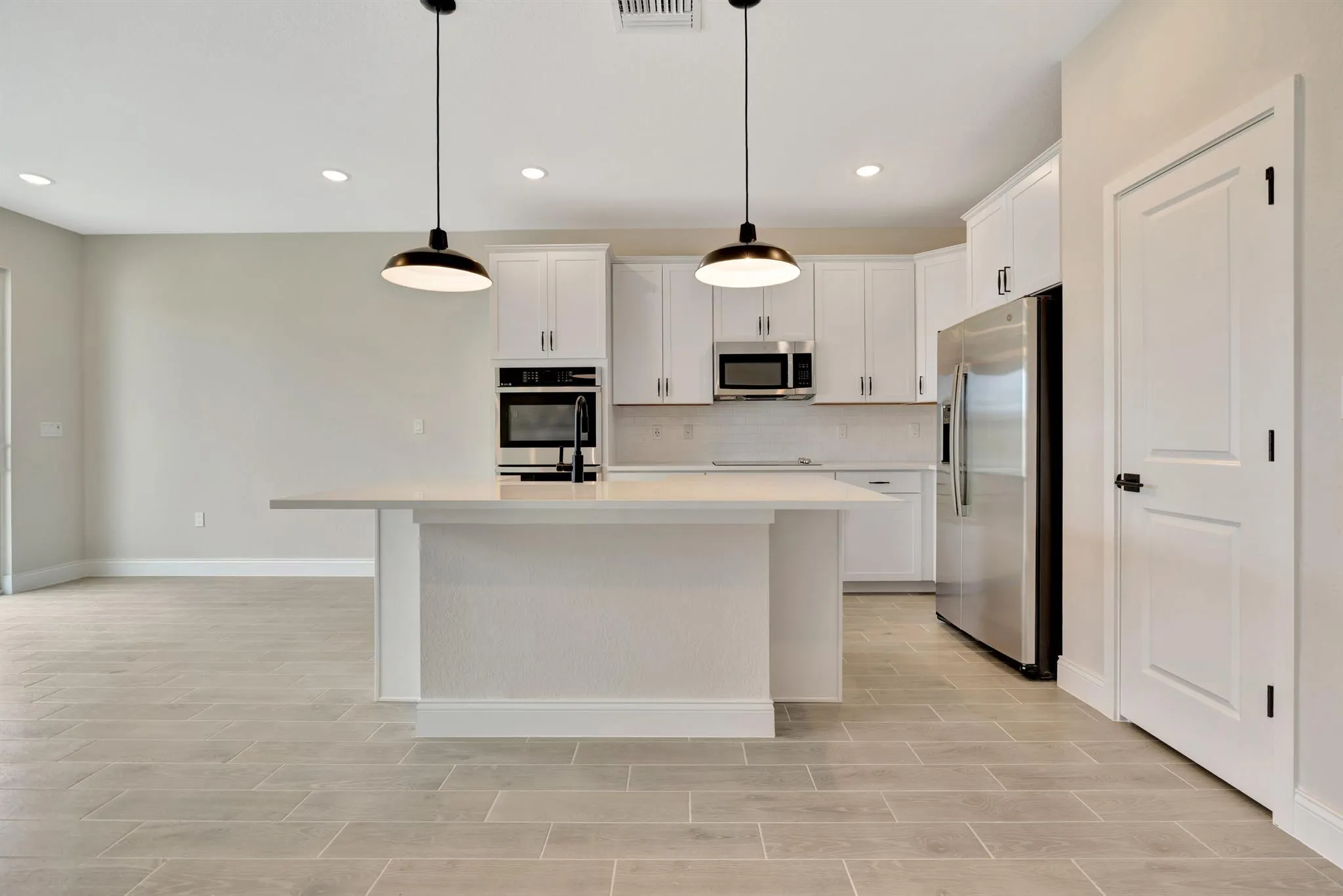 148 SE Birch Terrace
