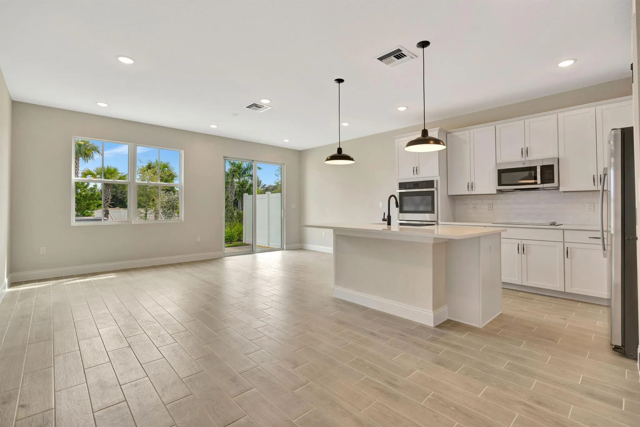 148 SE Birch Terrace