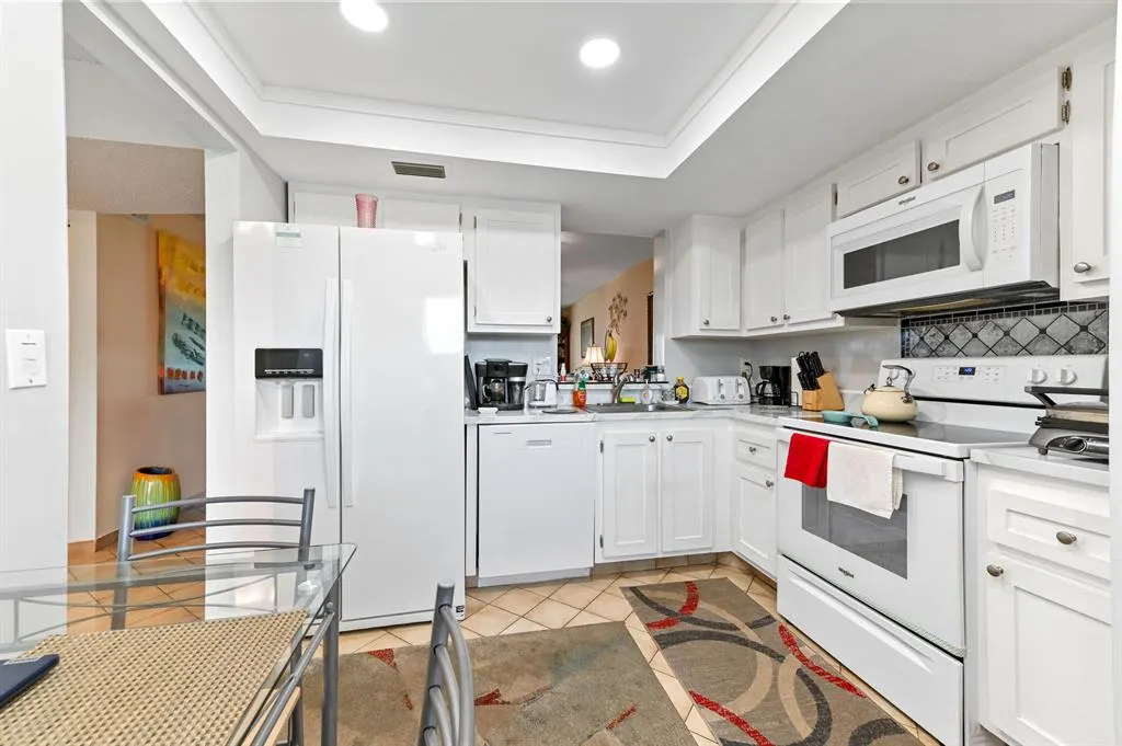 7610 NW 18th Street, #203