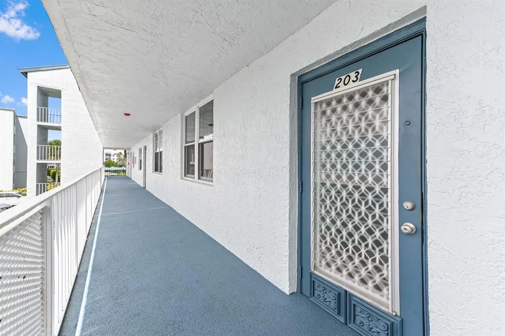 7610 NW 18th Street, #203
