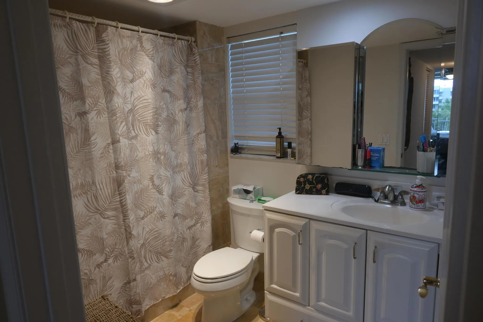 1 Harbourside Drive, #3505