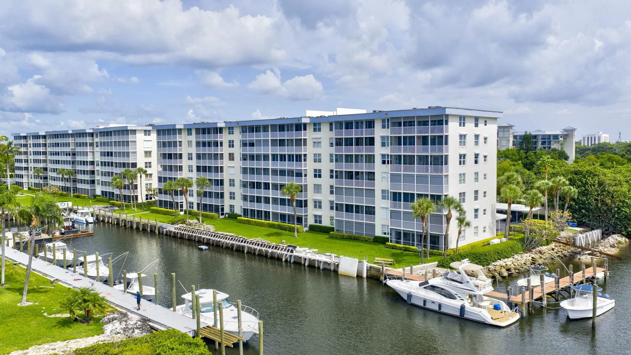 1 Harbourside Drive, #3505