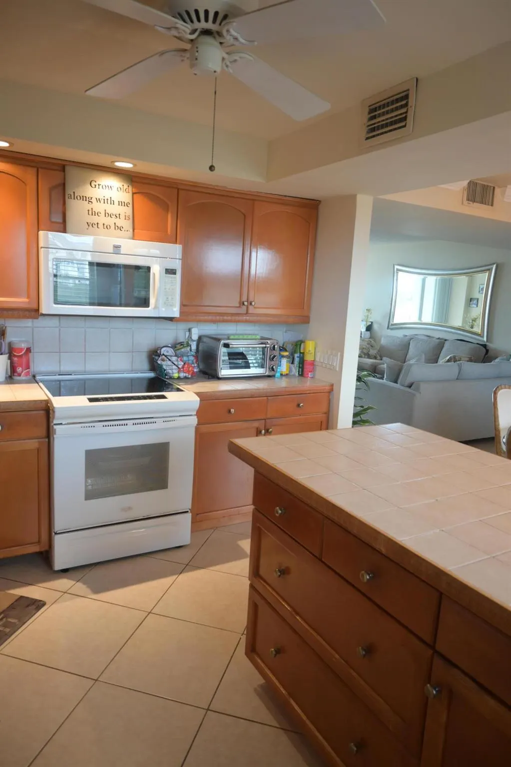 1 Harbourside Drive, #3505