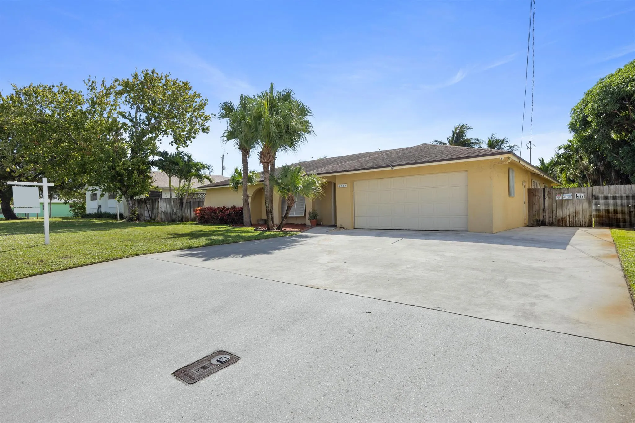 2718 Northside Drive