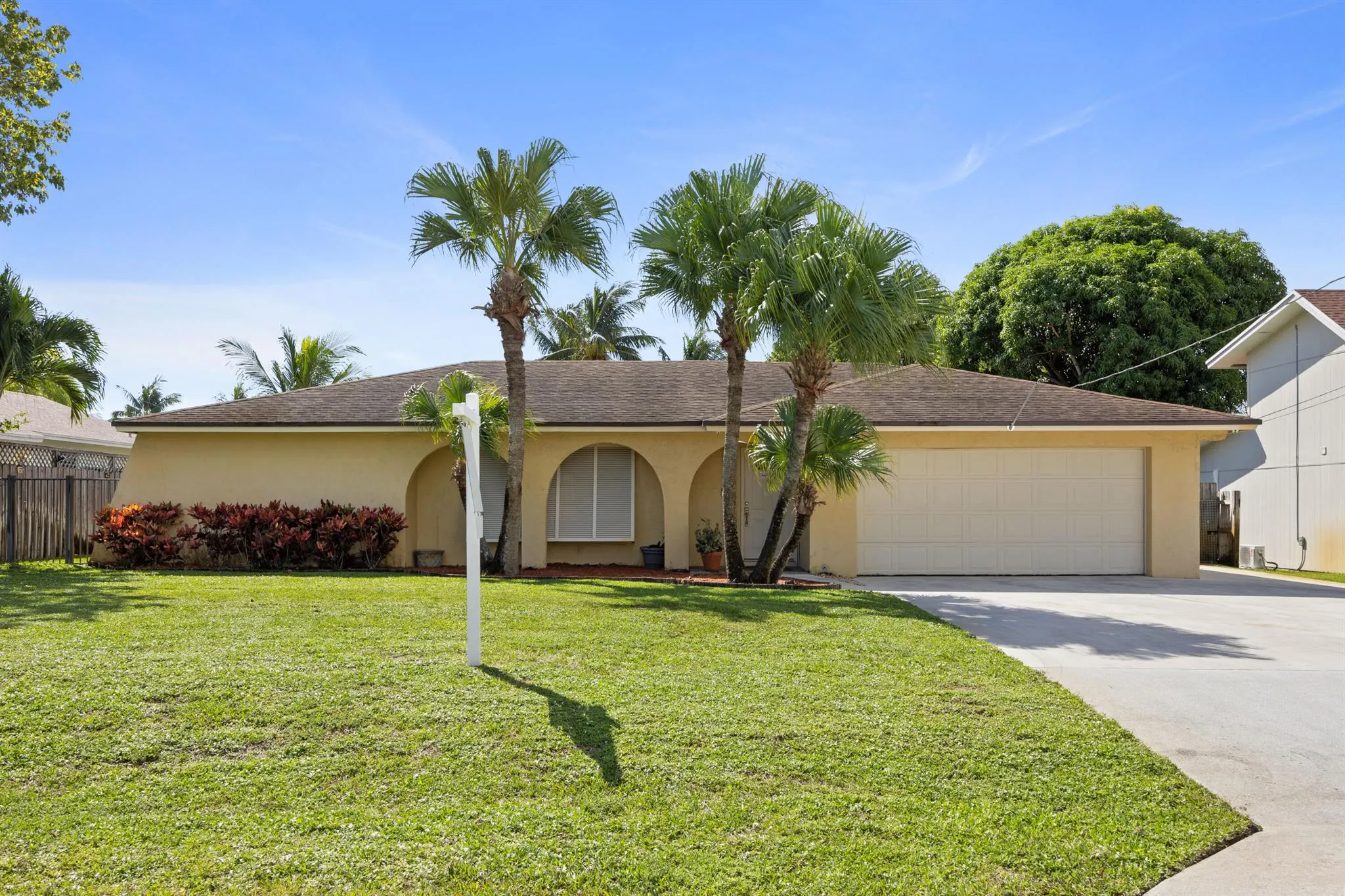 2718 Northside Drive