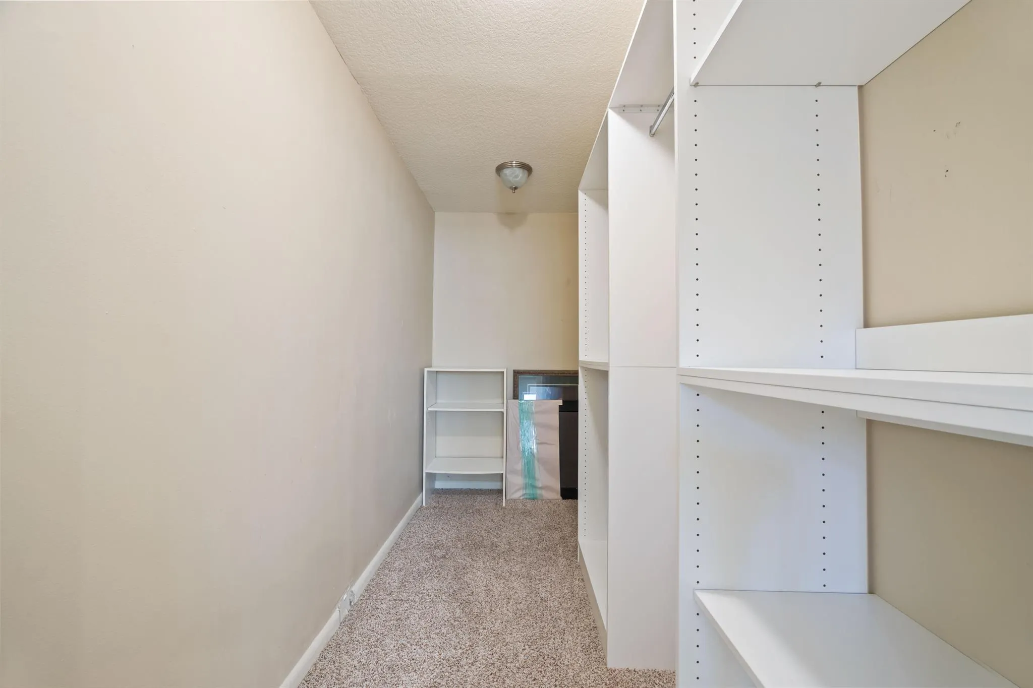 2718 Northside Drive
