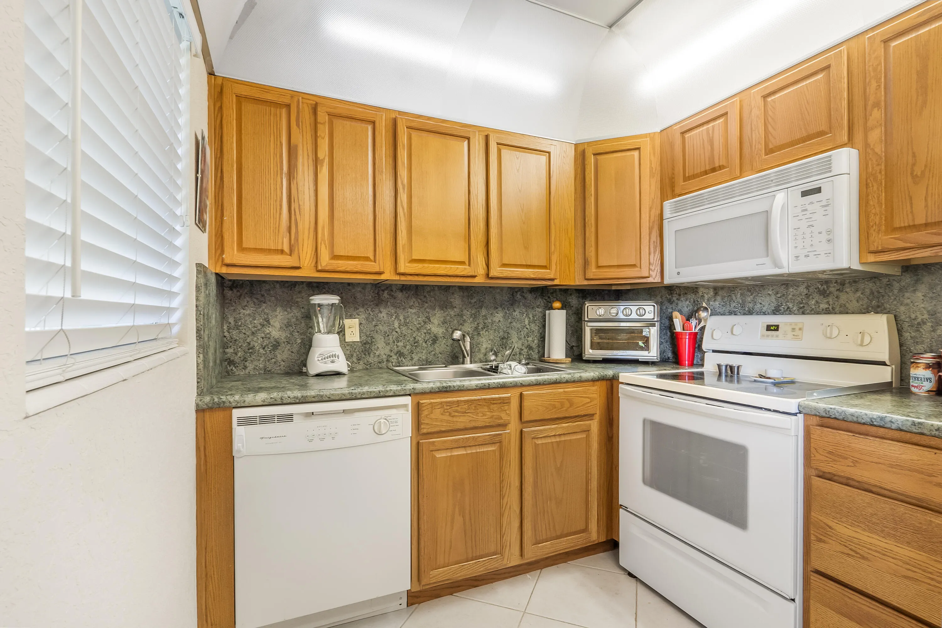 325 Tilford P