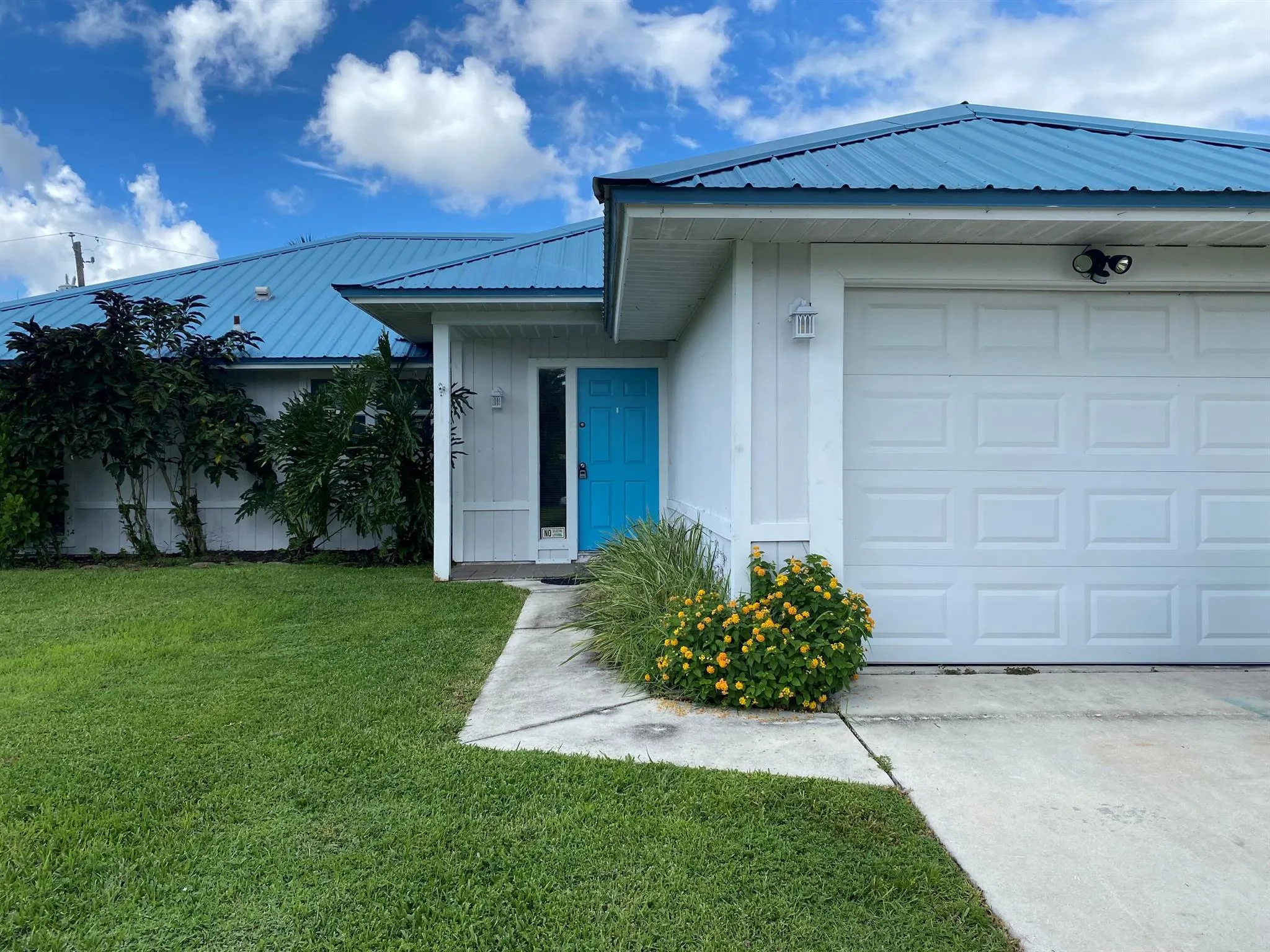 3196 SW Areca Drive