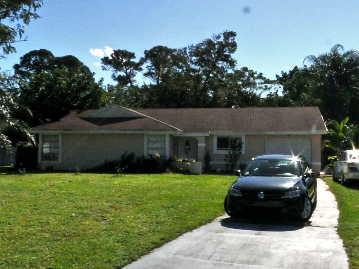 310 SW Bridgeport Drive
