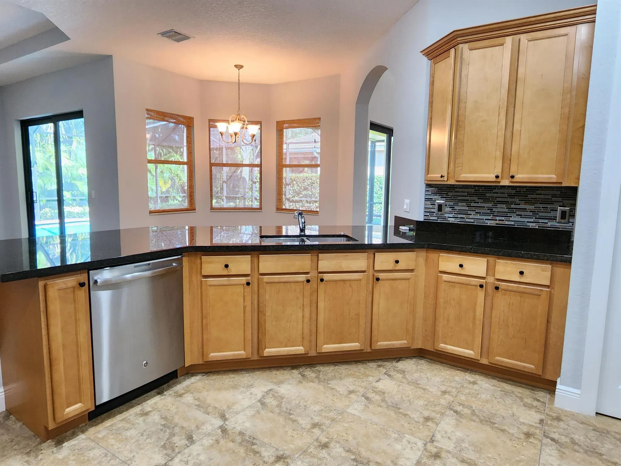 2095 NW Diamond Creek Way