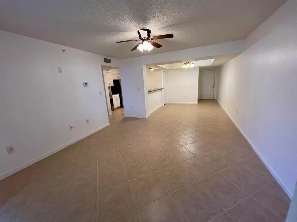 900 Scotia Drive, #102