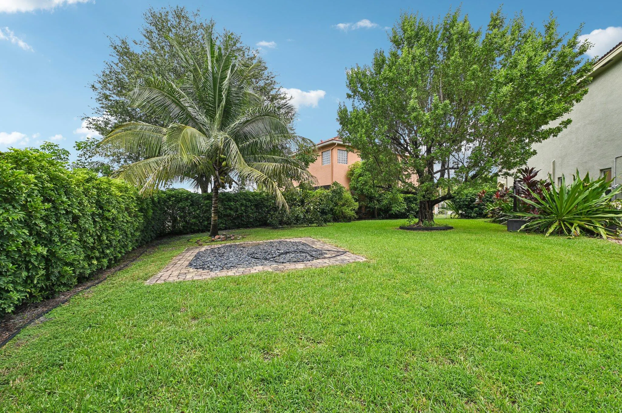 553 Gazetta Way