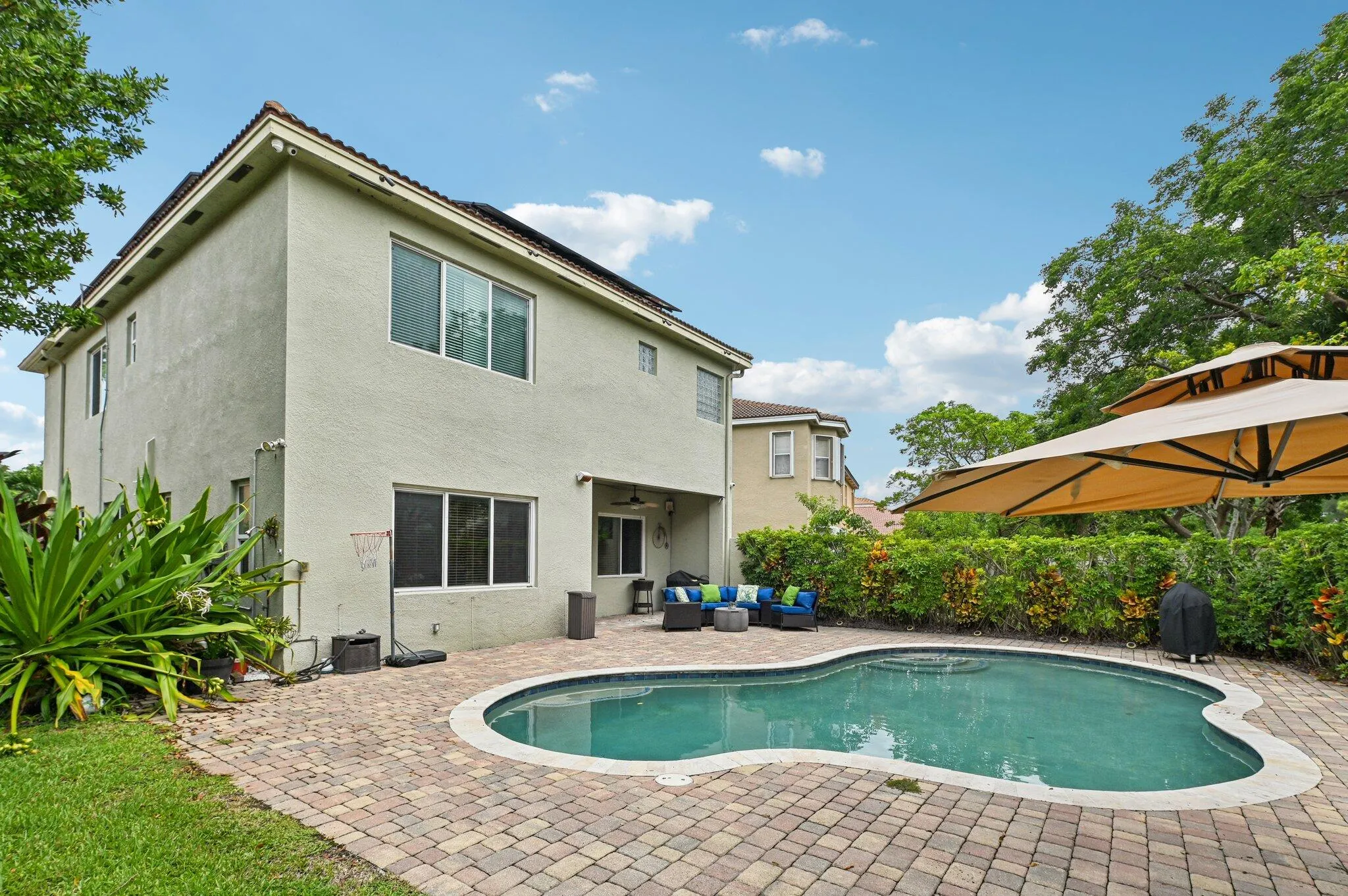 553 Gazetta Way
