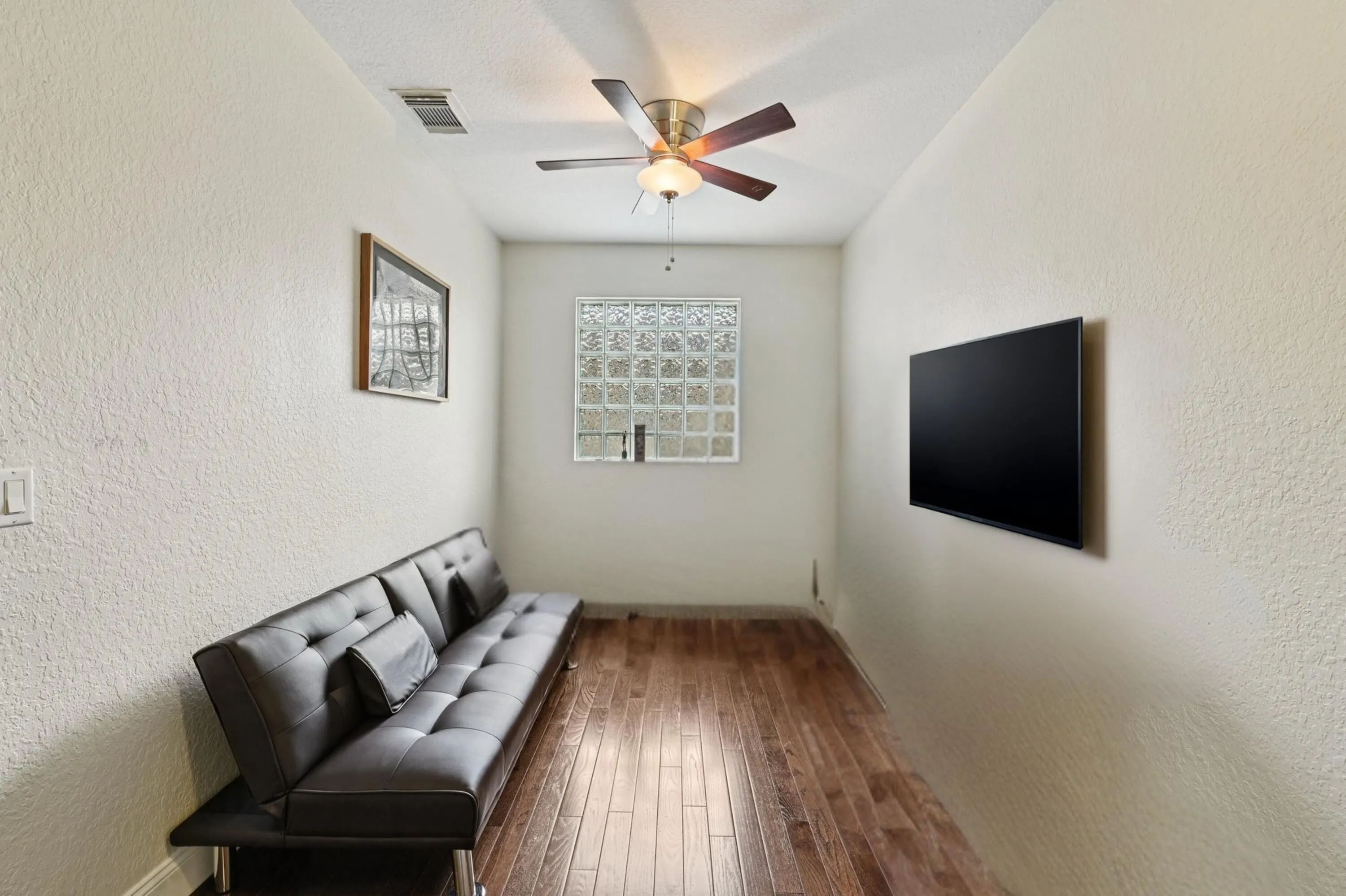 553 Gazetta Way