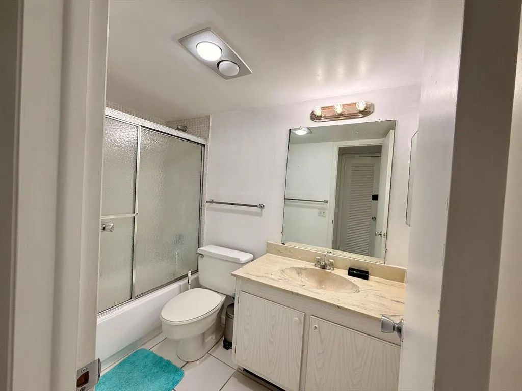4387 Trevi Court, #304