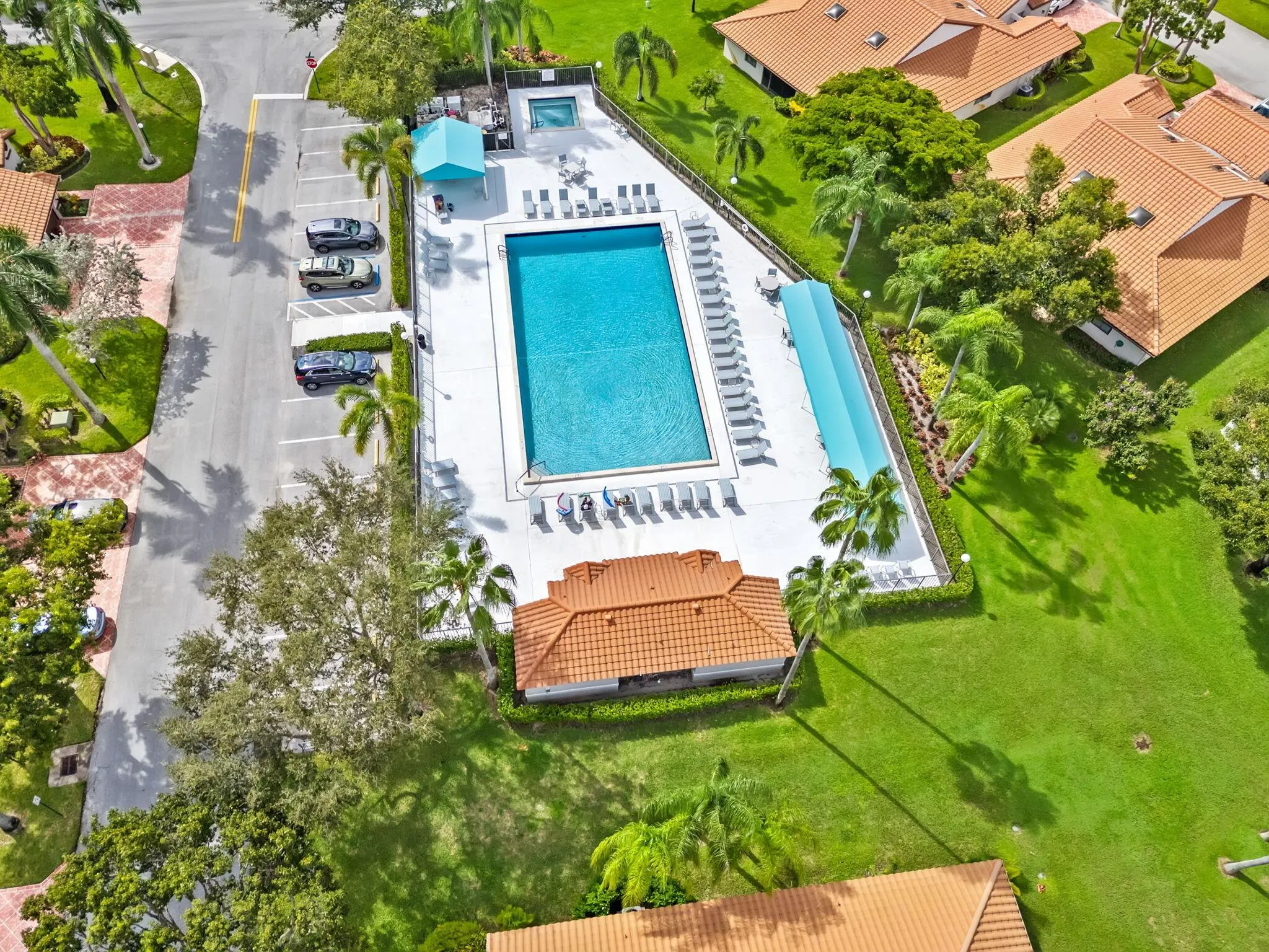 6078 Sunny Pointe Circle