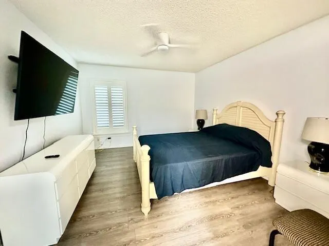 18730 Stewart Circle, #5