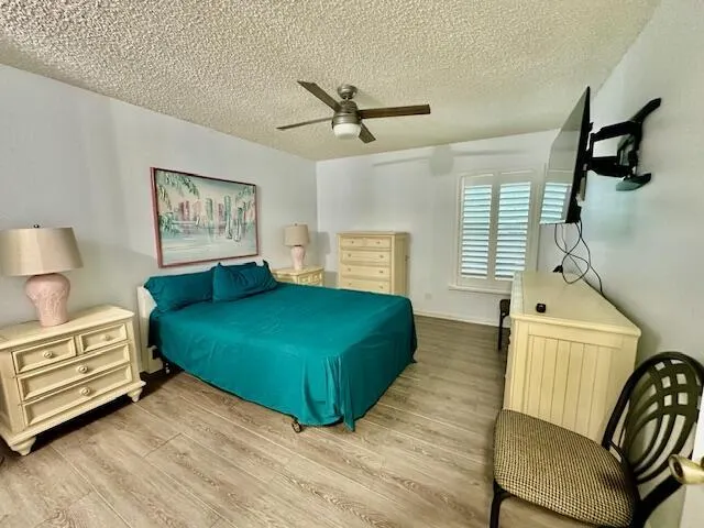 18730 Stewart Circle, #5