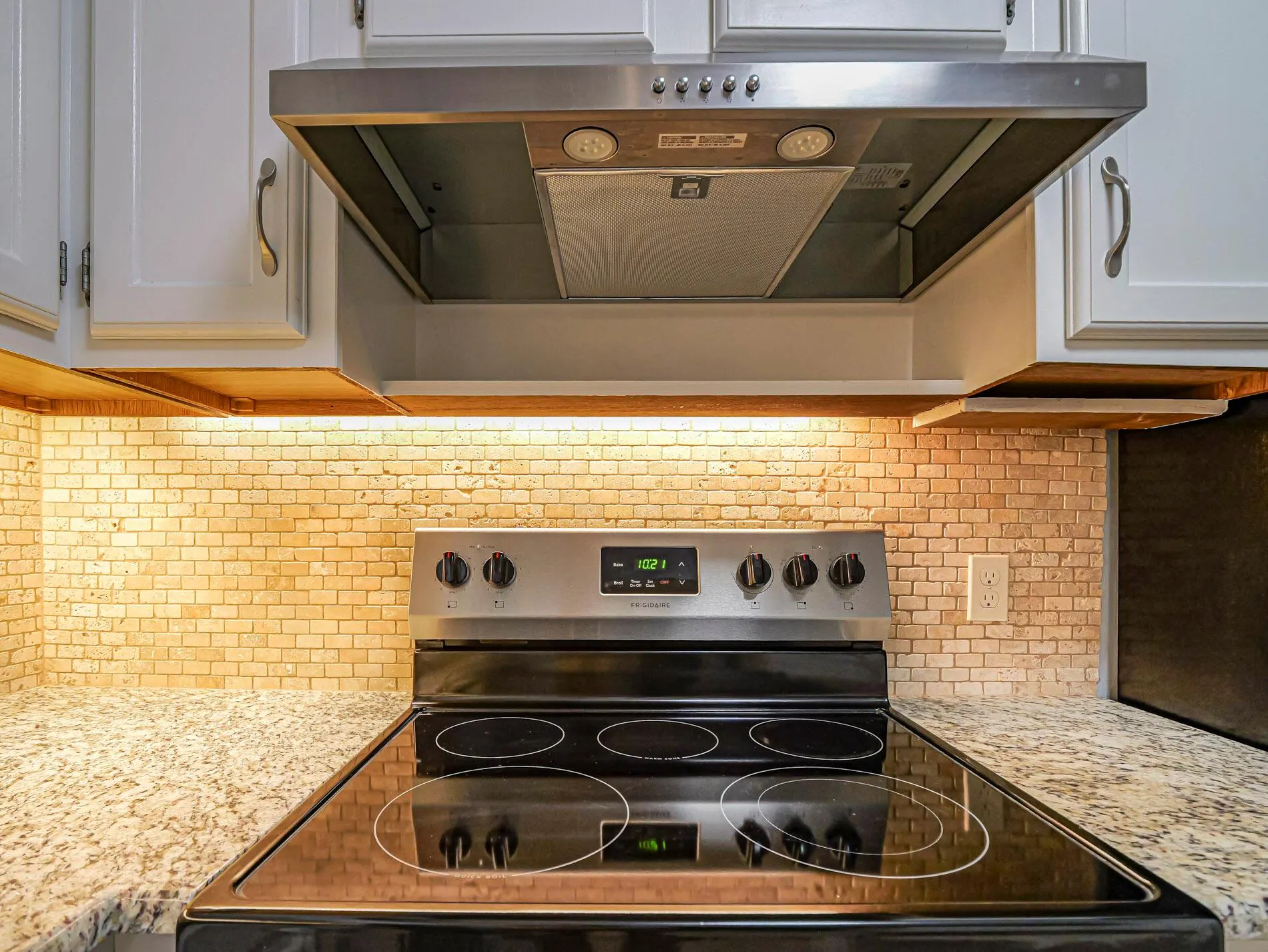44 Vista Gardens Trail, #104