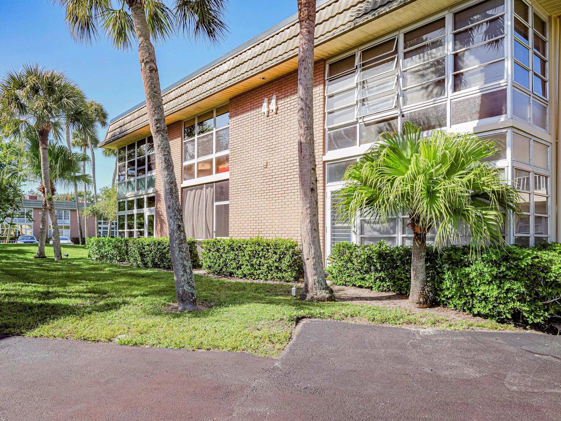 44 Vista Gardens Trail, #104