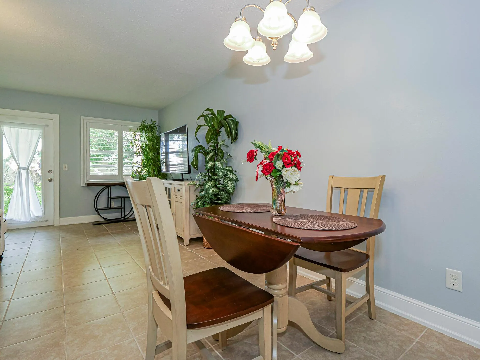 44 Vista Gardens Trail, #104