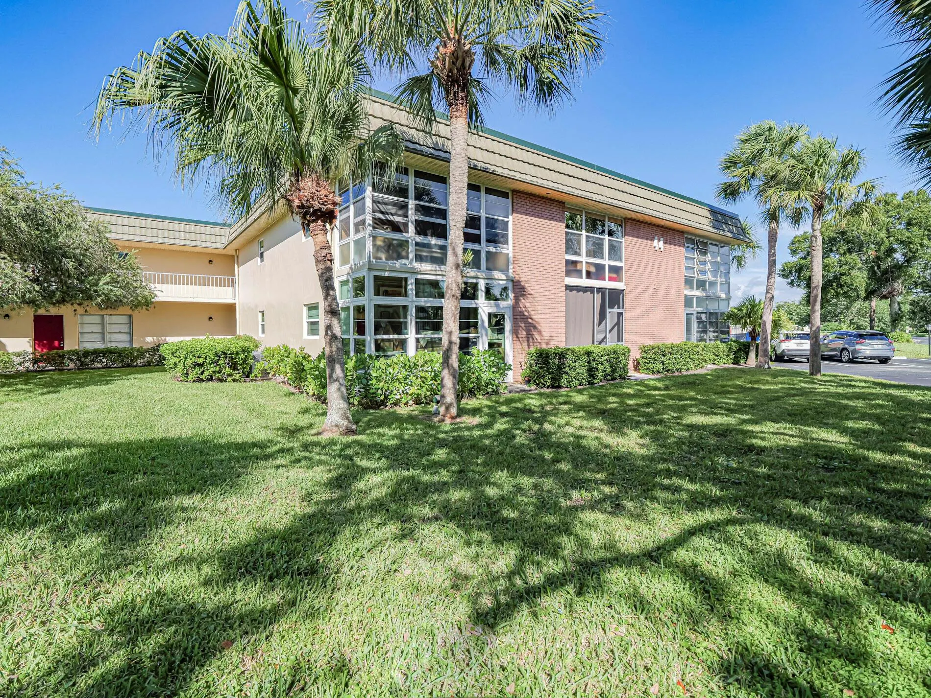 44 Vista Gardens Trail, #104