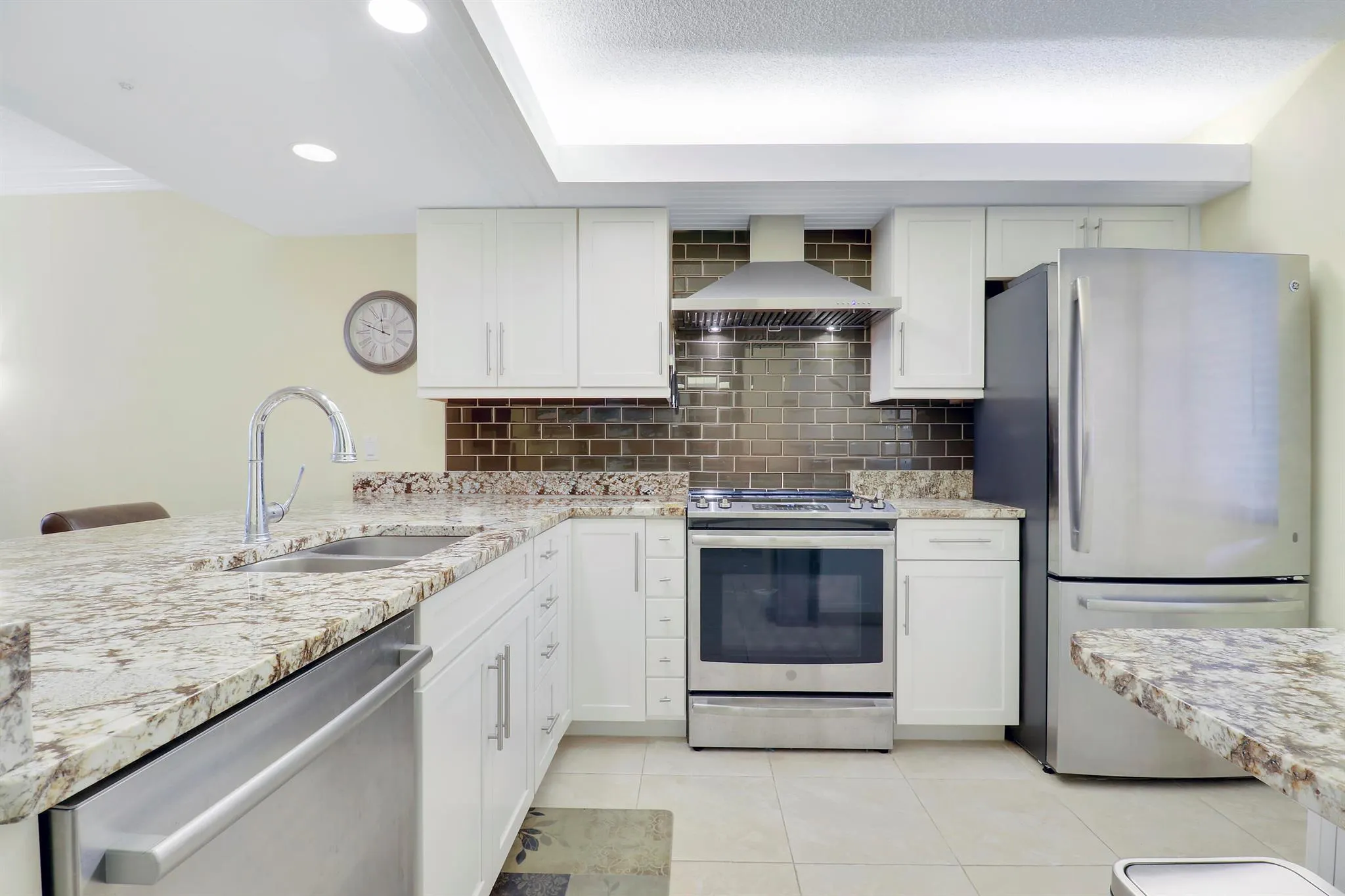 1301 Seafarer Circle, #105