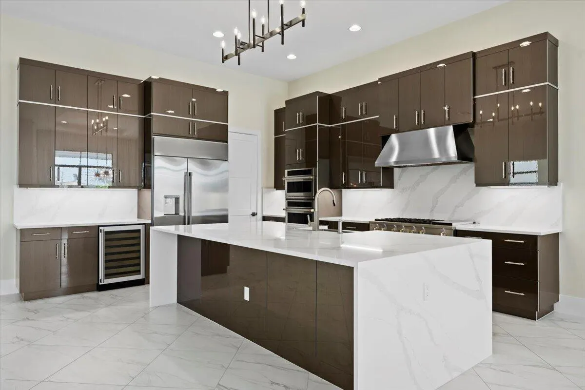 13194 Faberge Place