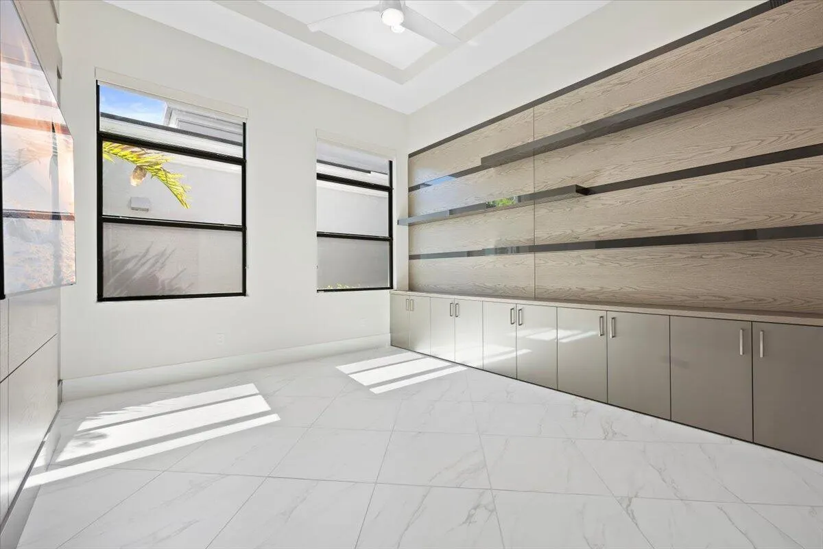 13194 Faberge Place