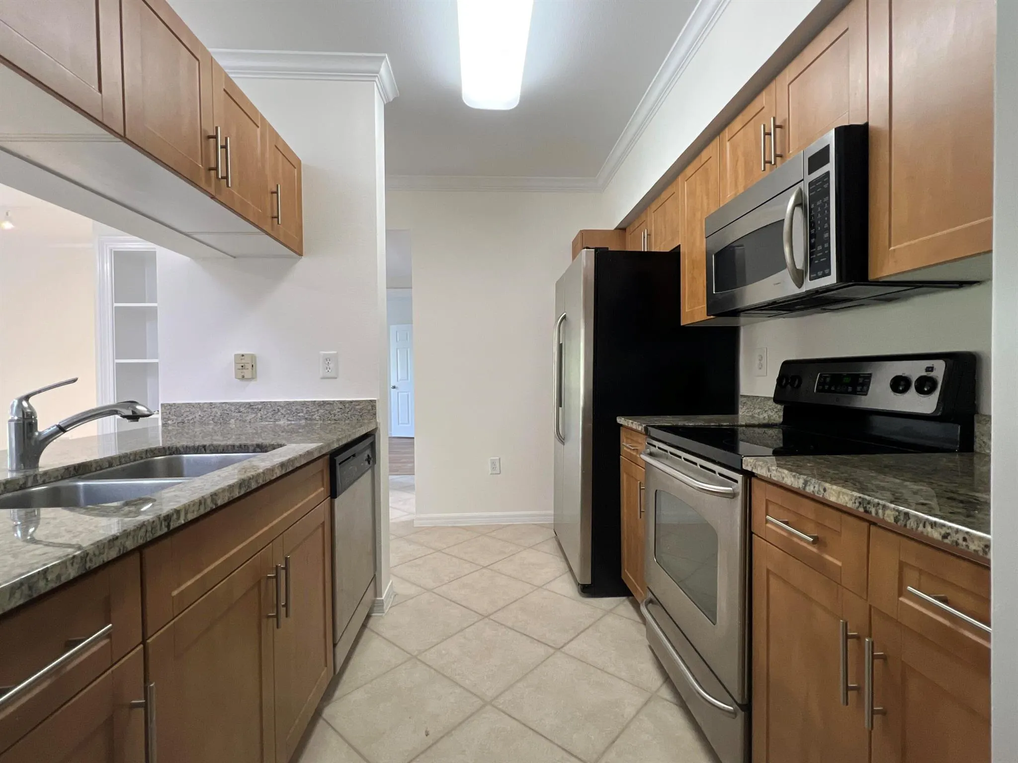 6410 Emerald Dunes Drive, #307