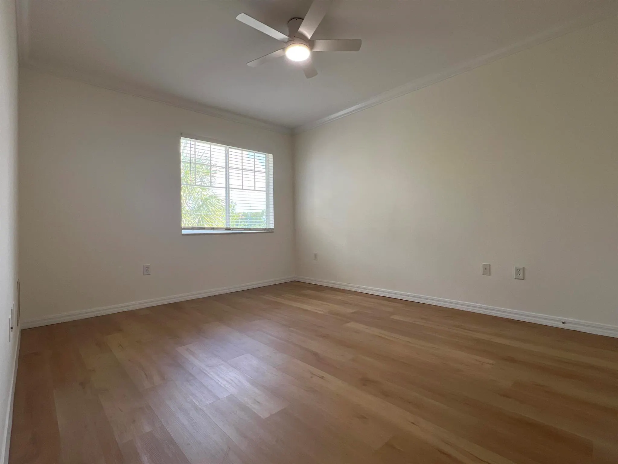 6410 Emerald Dunes Drive, #307
