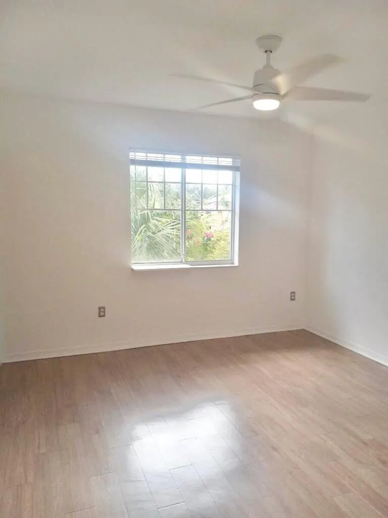 6450 Emerald Dunes Drive, #301