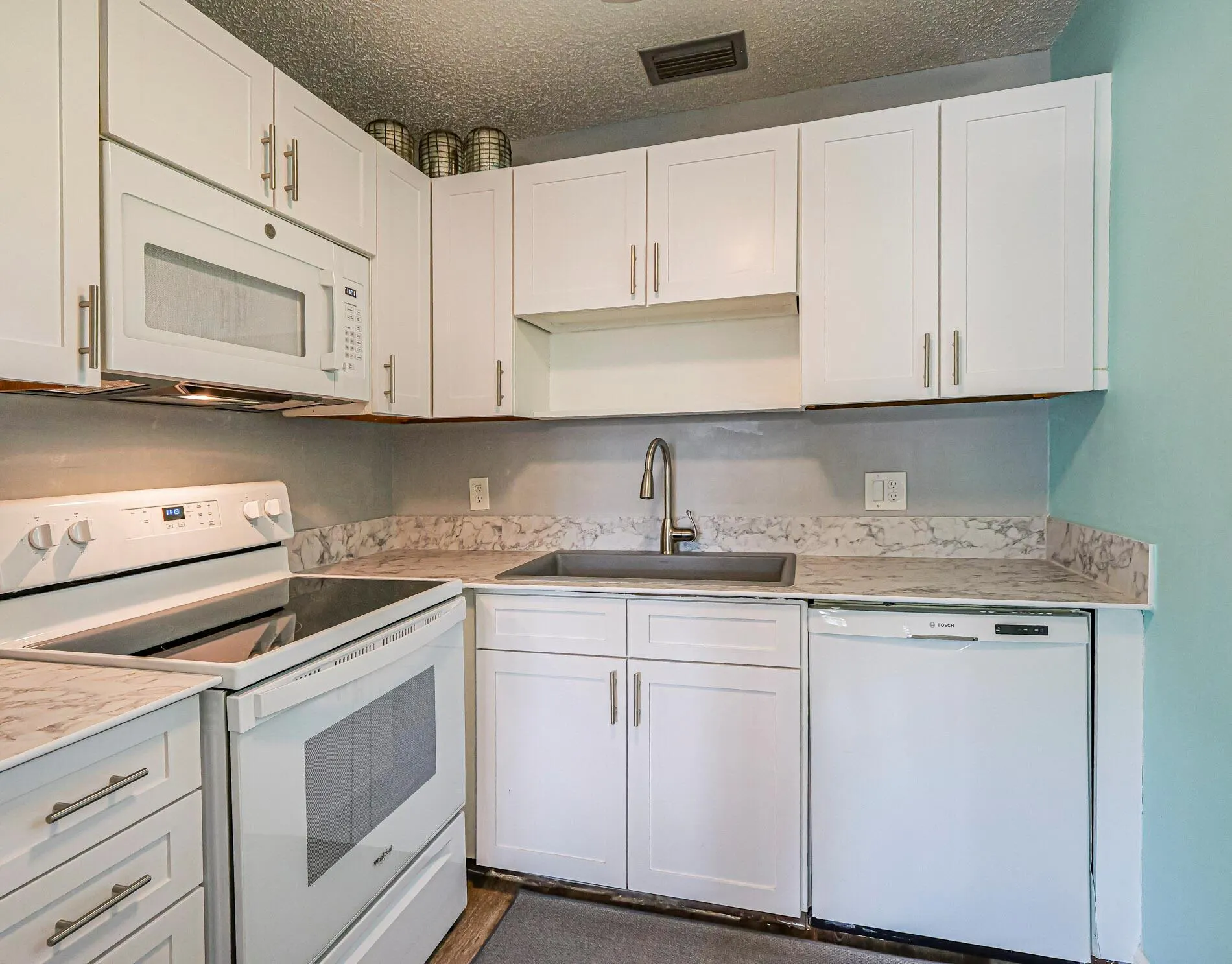 28 Vista Gardens Trail, #105