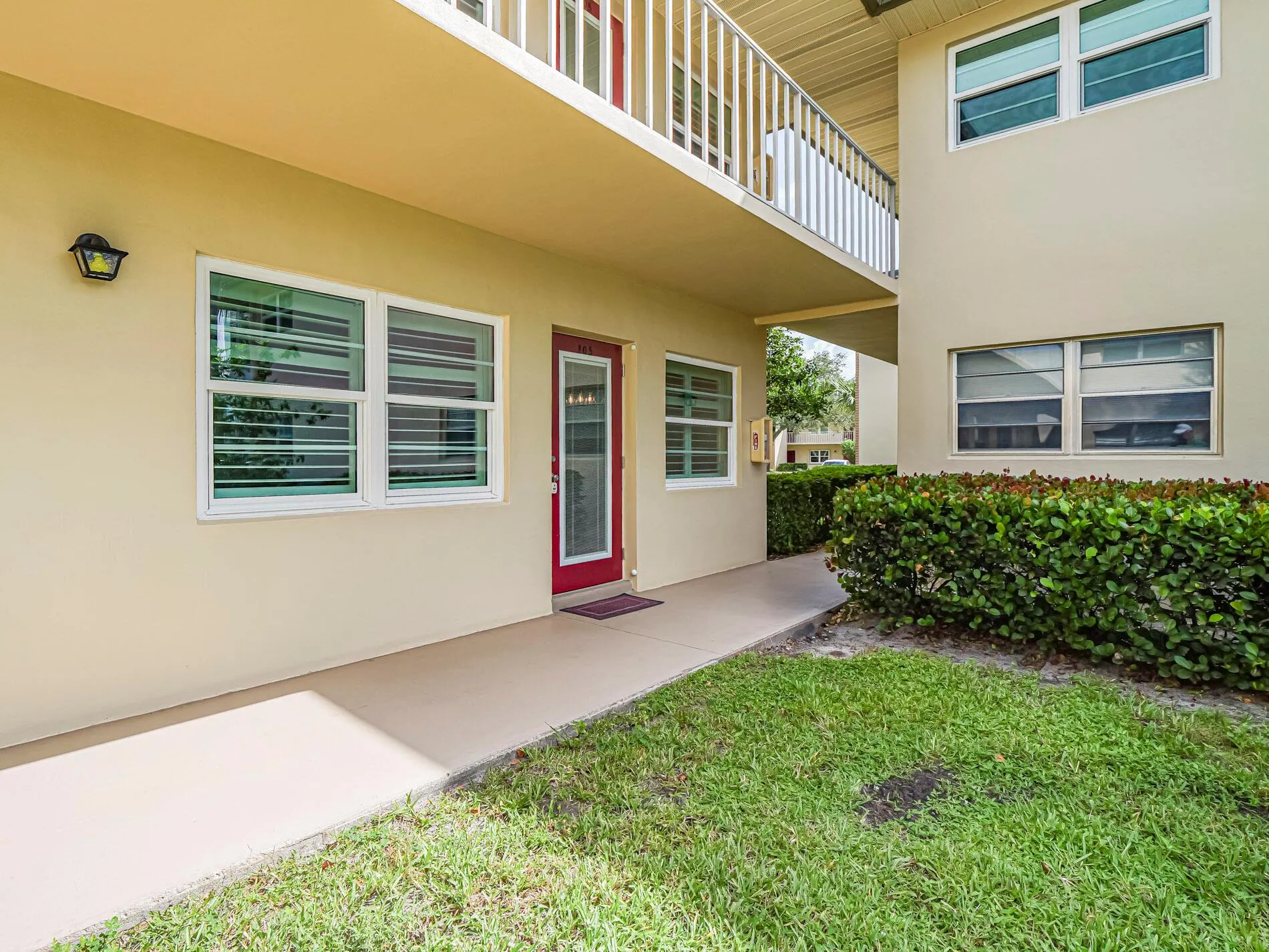 28 Vista Gardens Trail, #105