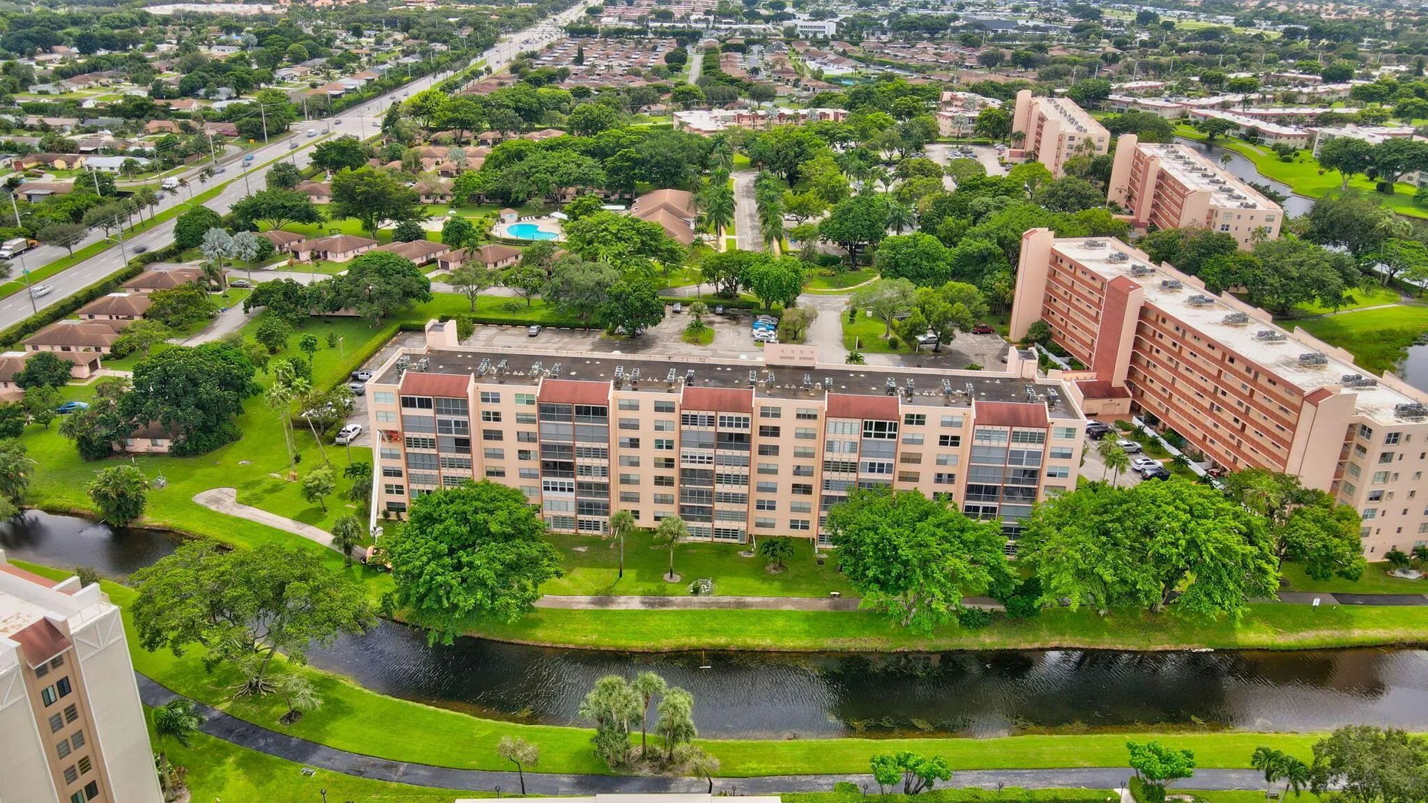 14527 Bonaire Boulevard, #609