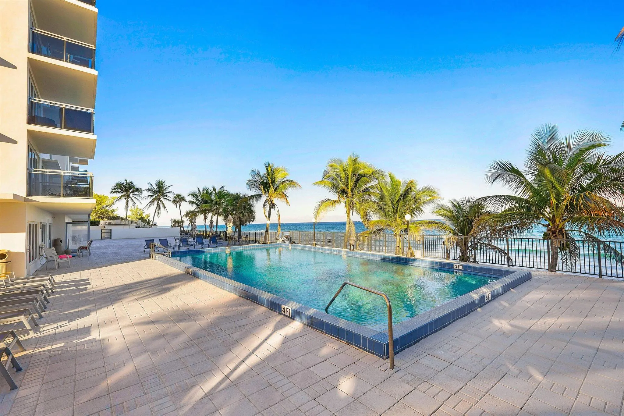 2066 N Ocean Boulevard, #4nw