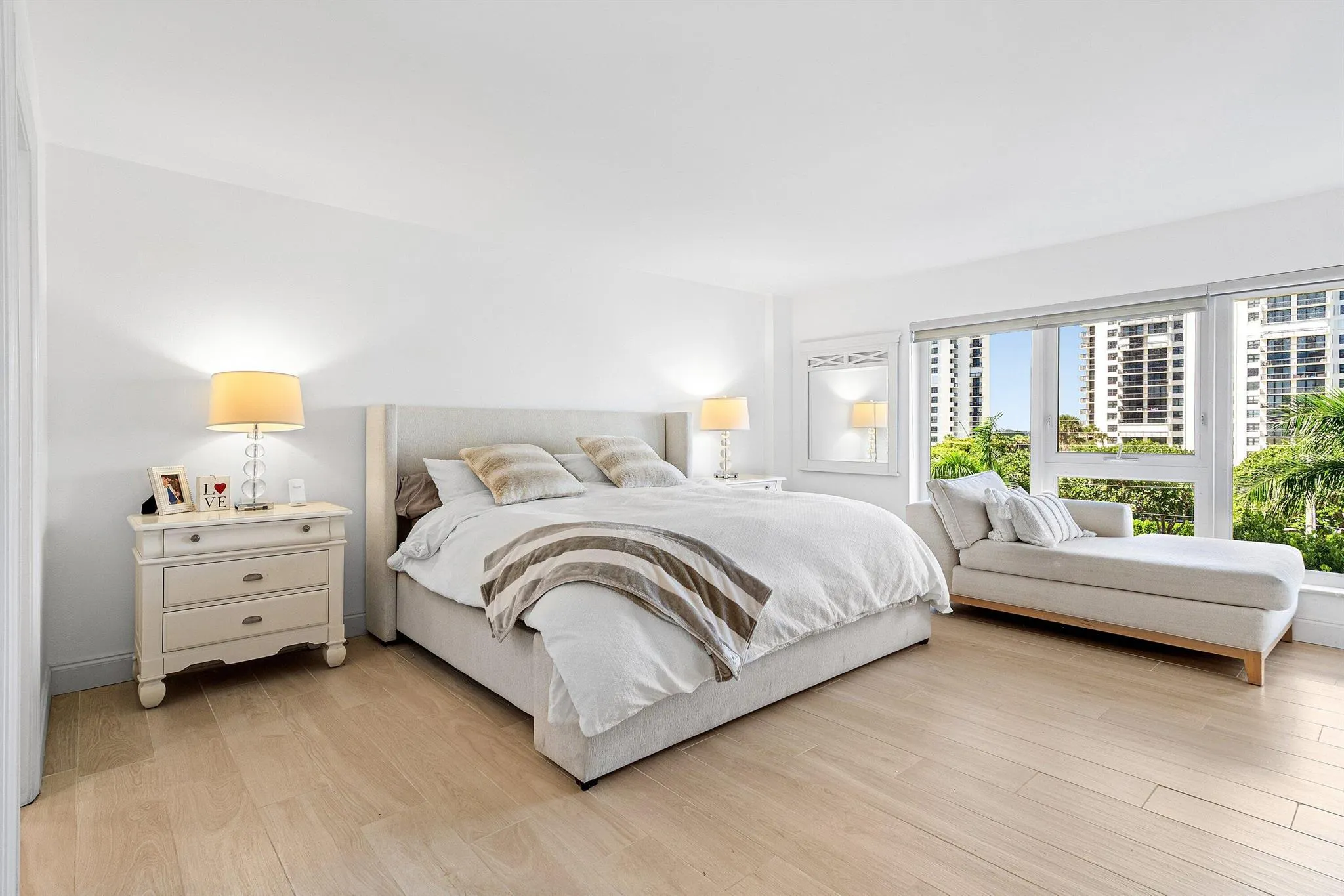 2066 N Ocean Boulevard, #4nw
