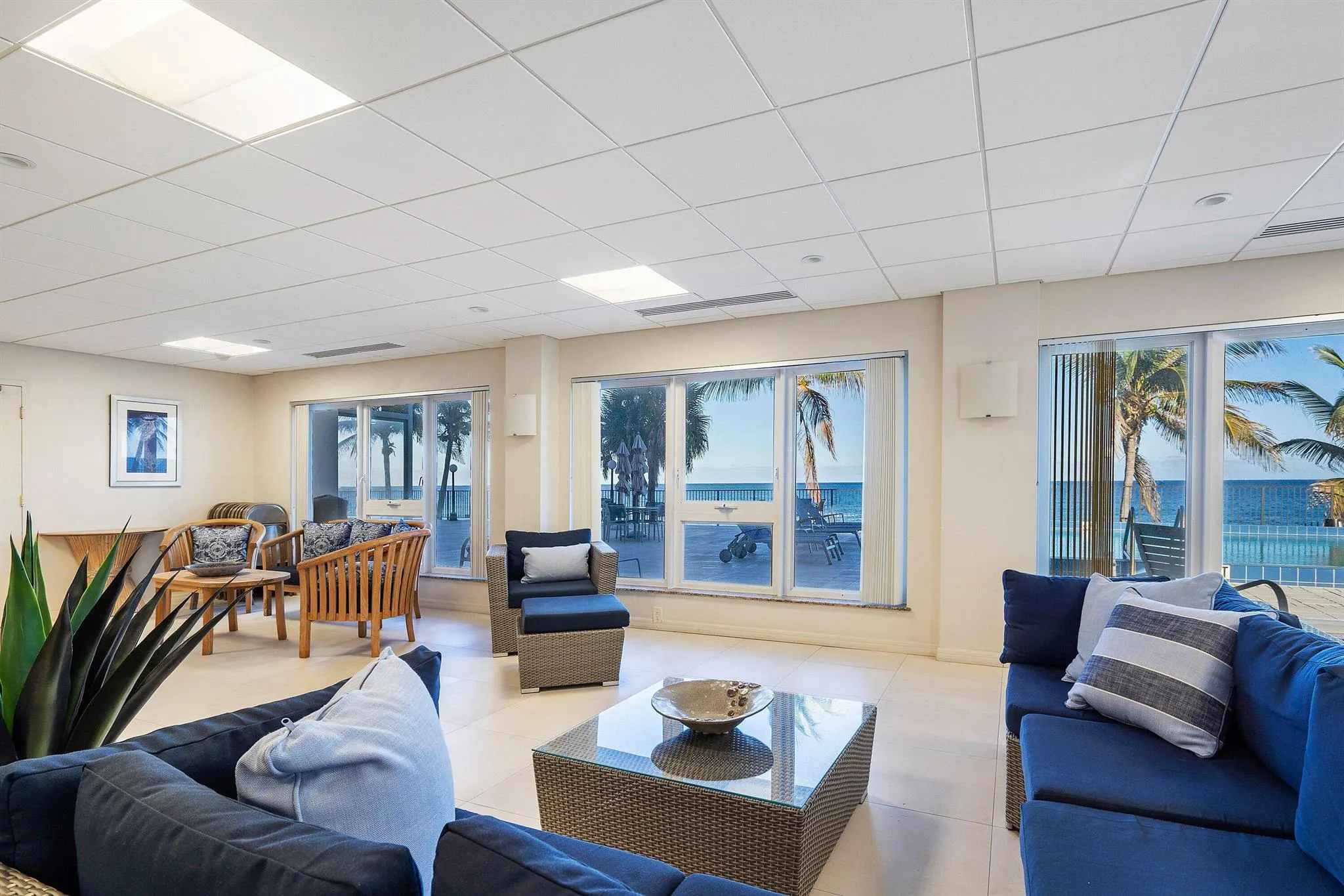 2066 N Ocean Boulevard, #4nw