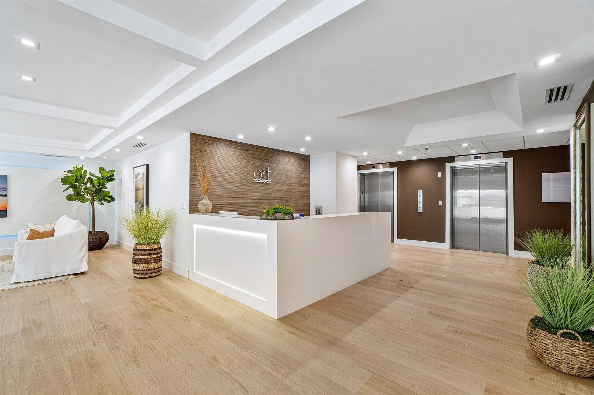2066 N Ocean Boulevard, #4nw