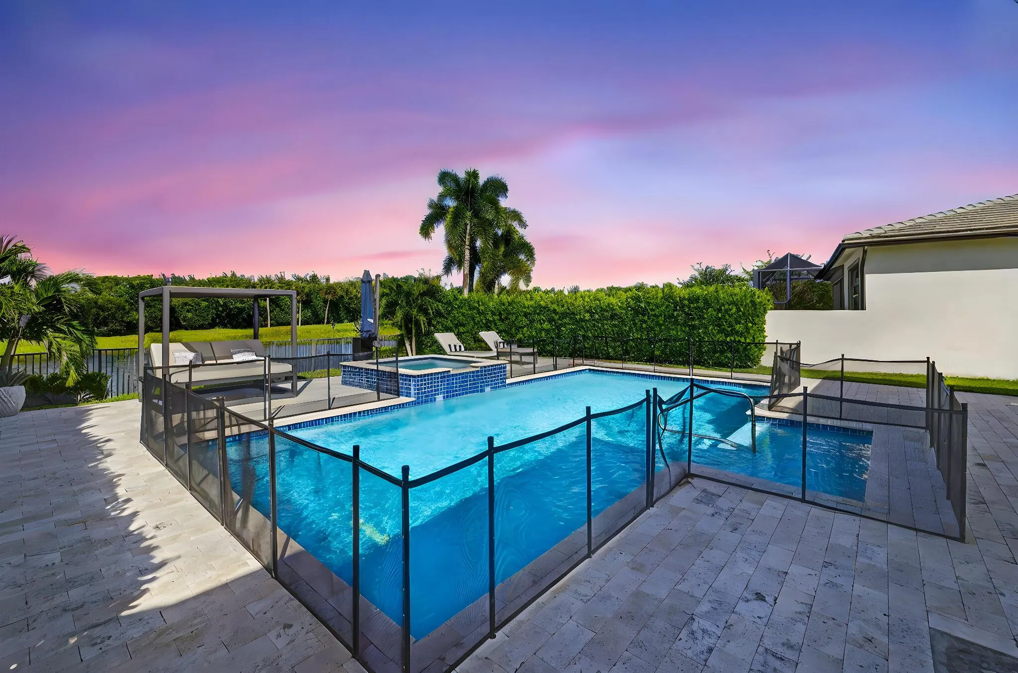 9123 Grand Prix Lane