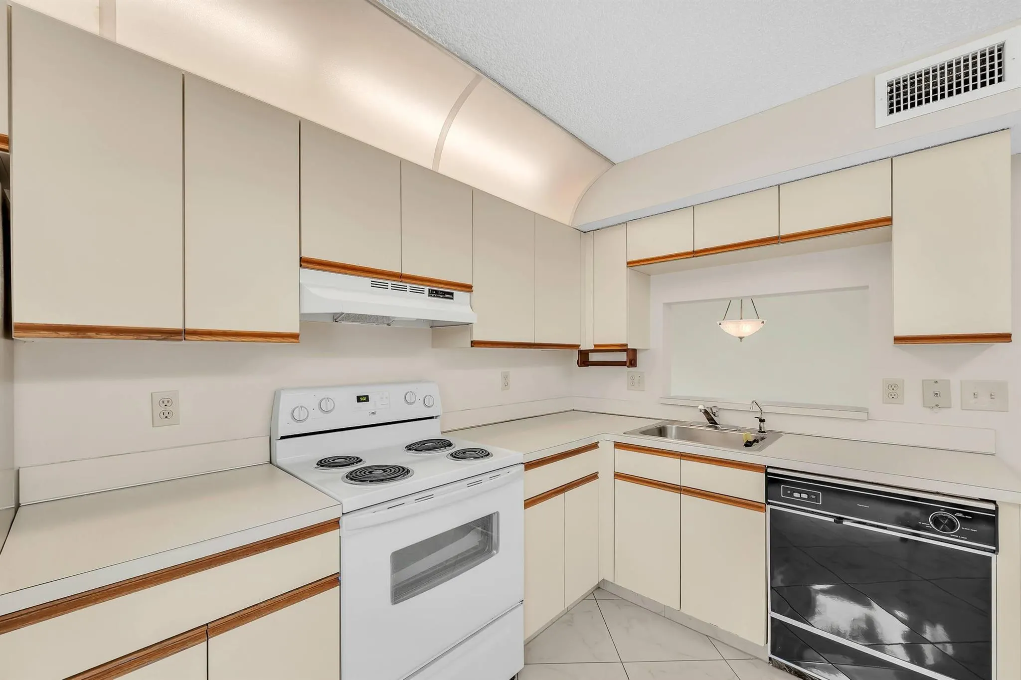 15234 Lakes Of Delray Boulevard, #244