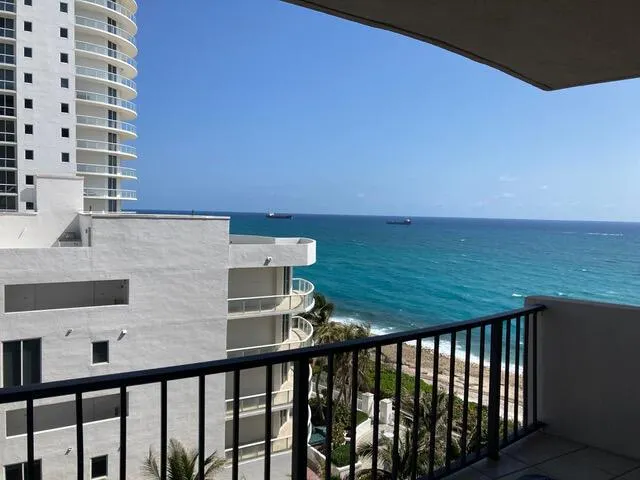 4200 N Ocean Drive, #1-905