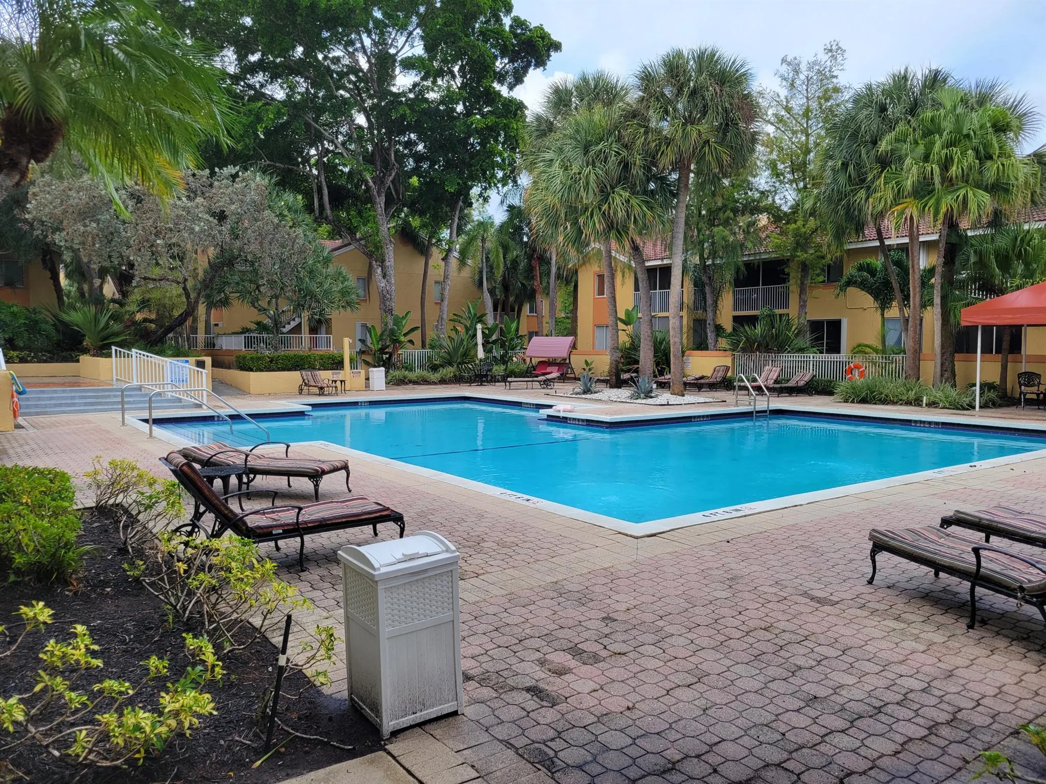 1112 Coral Club Drive, #1112