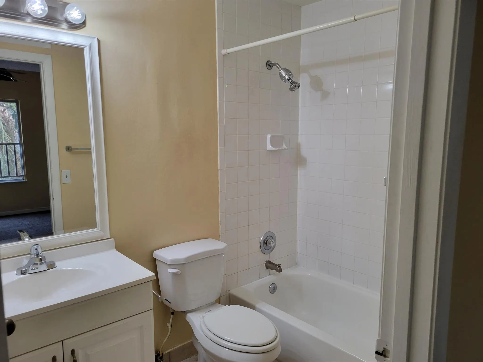 1112 Coral Club Drive, #1112