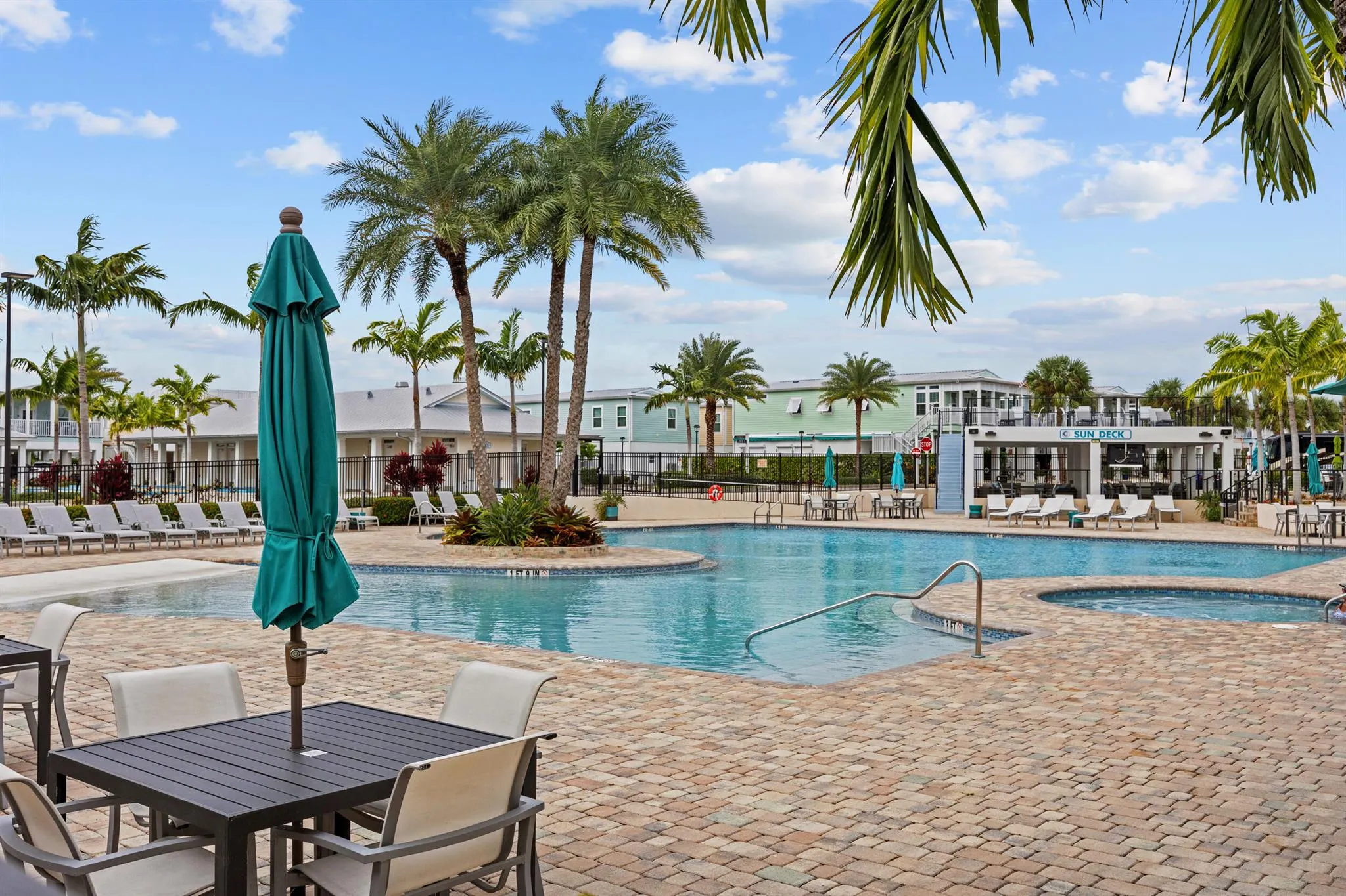 204 NE Sail Way